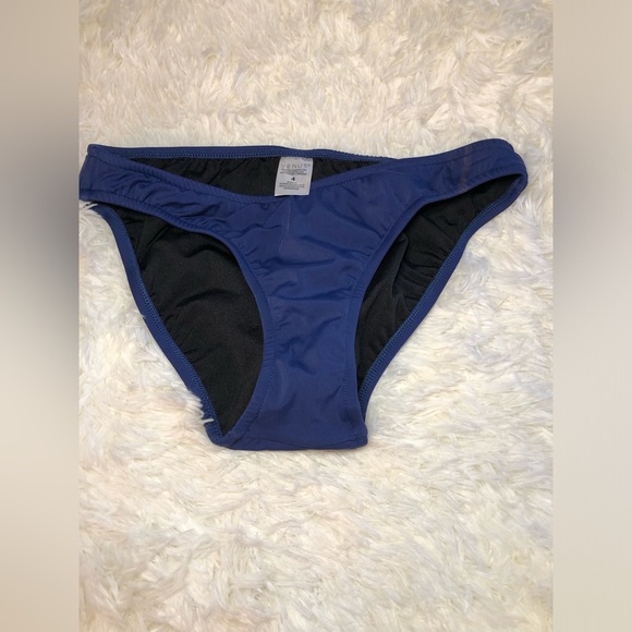 VENUS Classic Blue Bikini Bottom size 4 - Picture 1 of 7